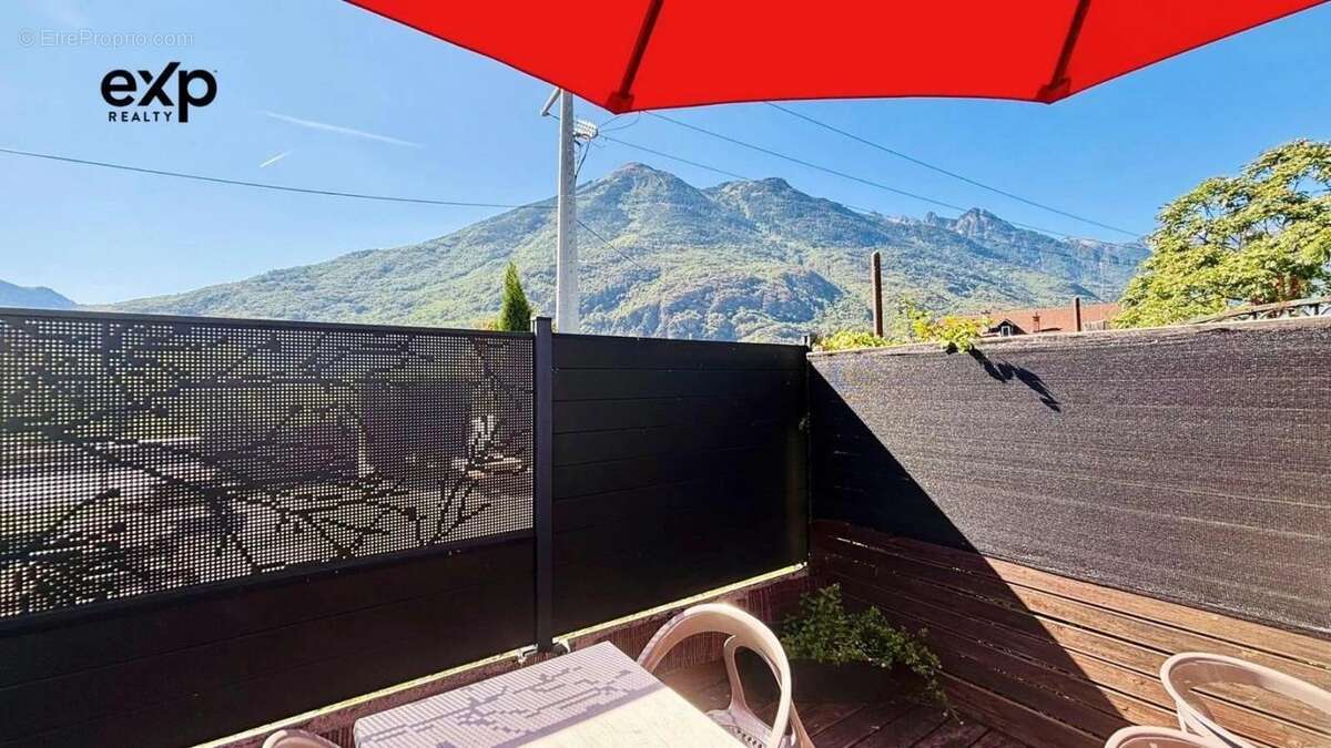 Commerce à SAINT-AVRE