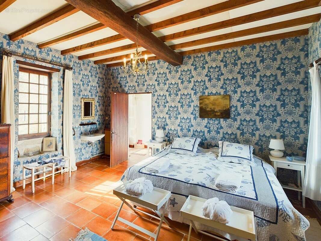 Superbe domaine de campagne avec trois habitations, piscine et court de tennis à seulement vingt minutes de Saint-Émilion - photo 14