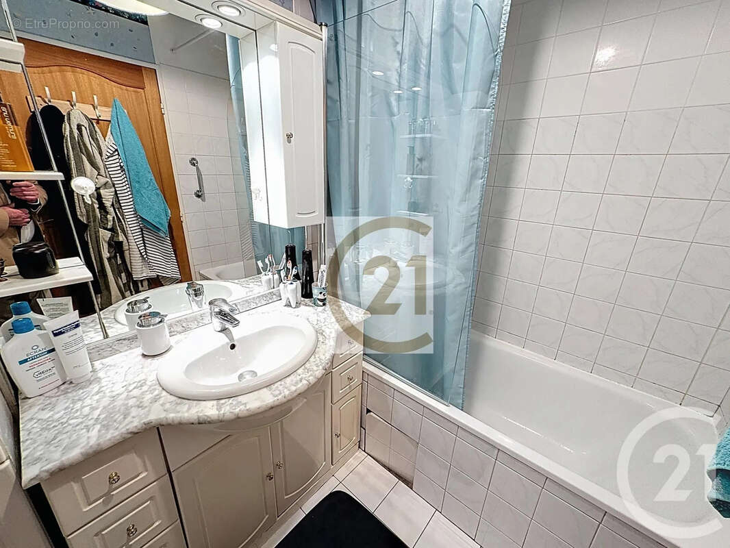 Appartement 83 m² à Lyon-7e  - photo 10