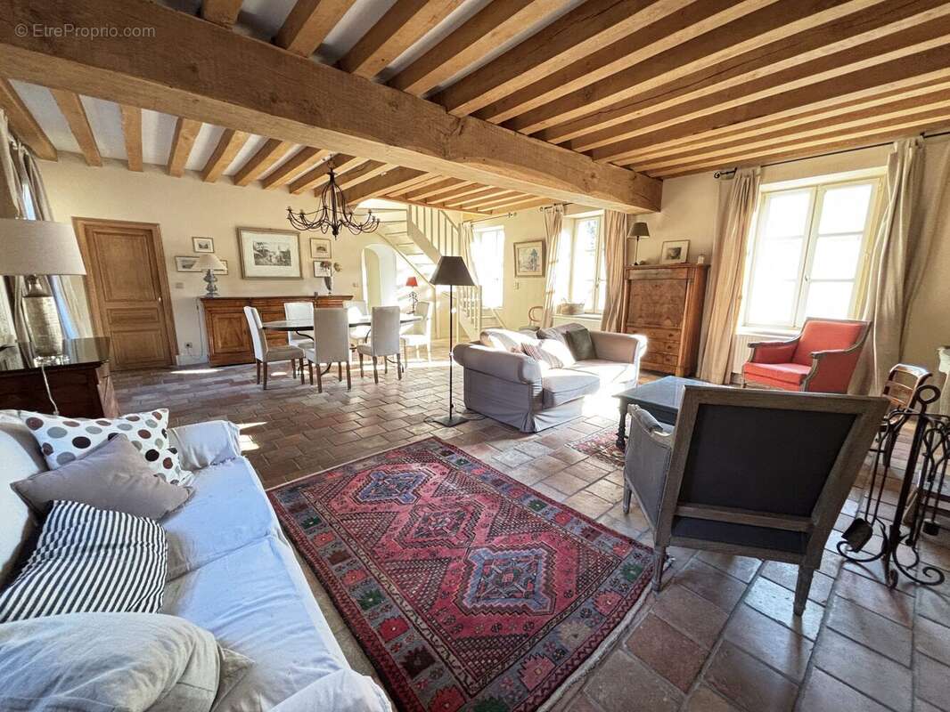 Maison à COMPIEGNE