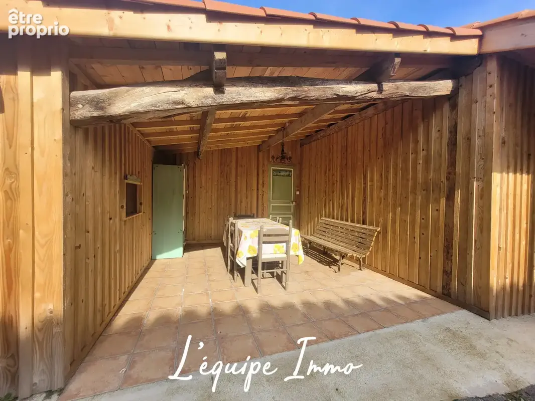 Maison de maître rénovée au cœur de Saramon comprenant  6 chambres avec jardin - photo 16