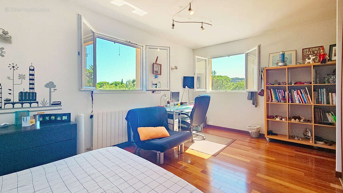Maison à ANTIBES