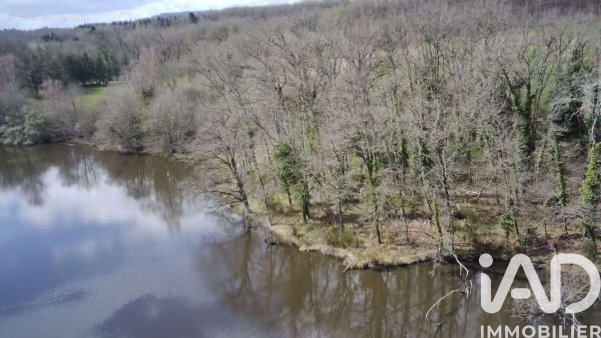 Photo 2 - Terrain à BORD-SAINT-GEORGES