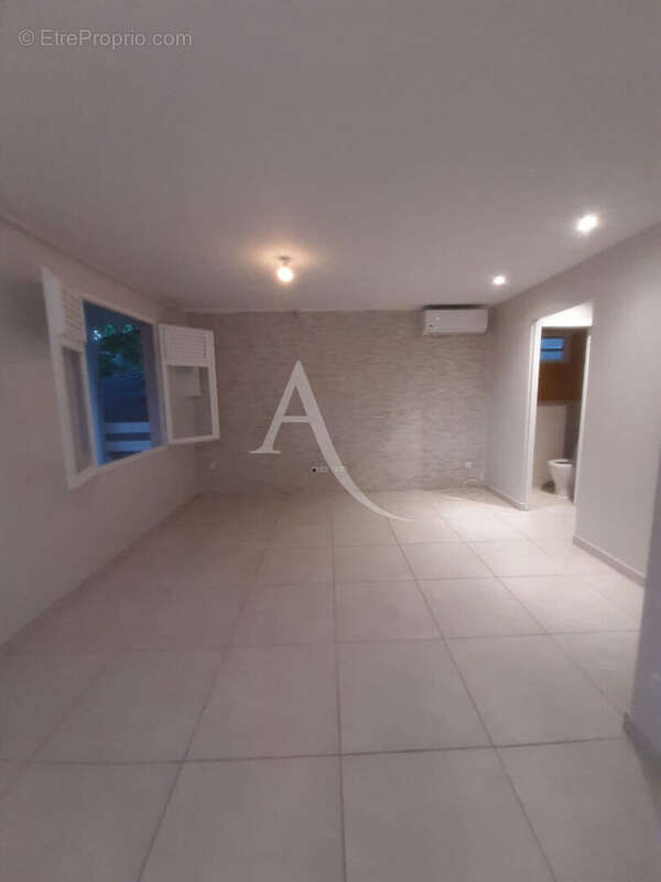 Maison individuelle Sainte Marie 2 pièce(s) 41 m2 piscine + plage A SAISIR !!!!!! - photo 7