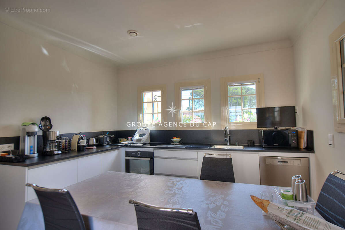 Appartement à SAINT-RAPHAEL