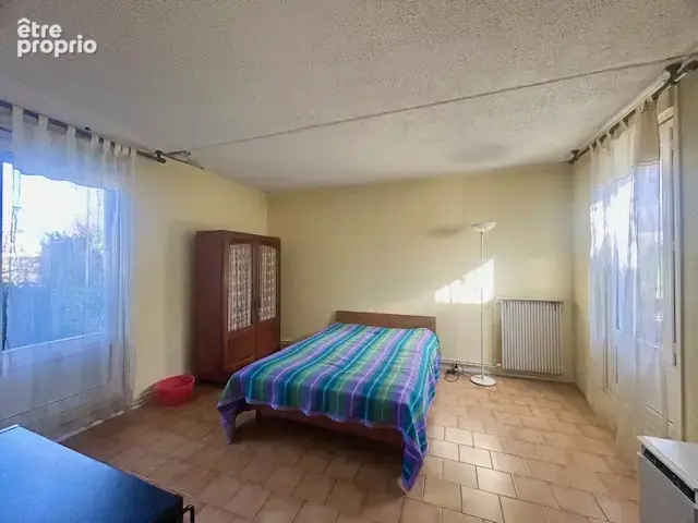 Saint-Michel-sur-Orge - REZ-DE-VILLA de type F6 - Résidence Villagexpo - 134 M2 HAB - 4 CHAMBRES - photo 10