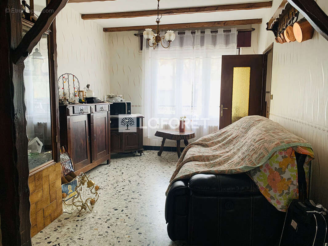 Maison à SAINT-QUENTIN