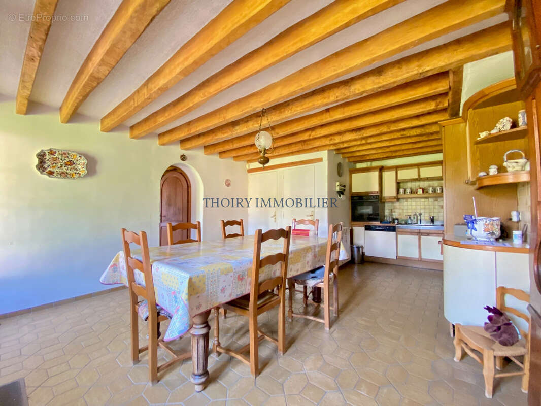 Maison à THOIRY