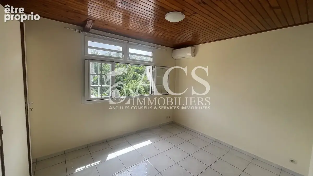 Appartement T2 à Plateau Fofo  Schoelcher - photo 5