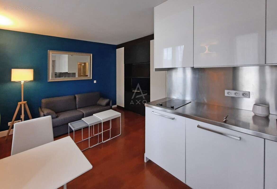 Appartement à PARIS-7E
