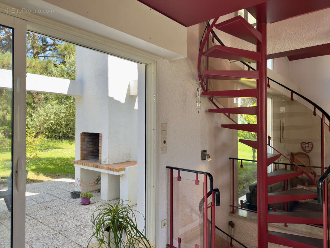 Maison à BOUGUENAIS