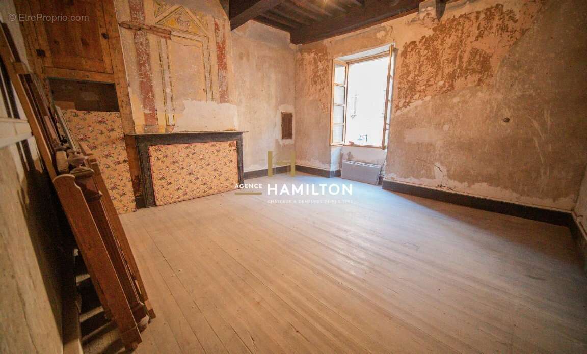 Maison à CORDES-SUR-CIEL