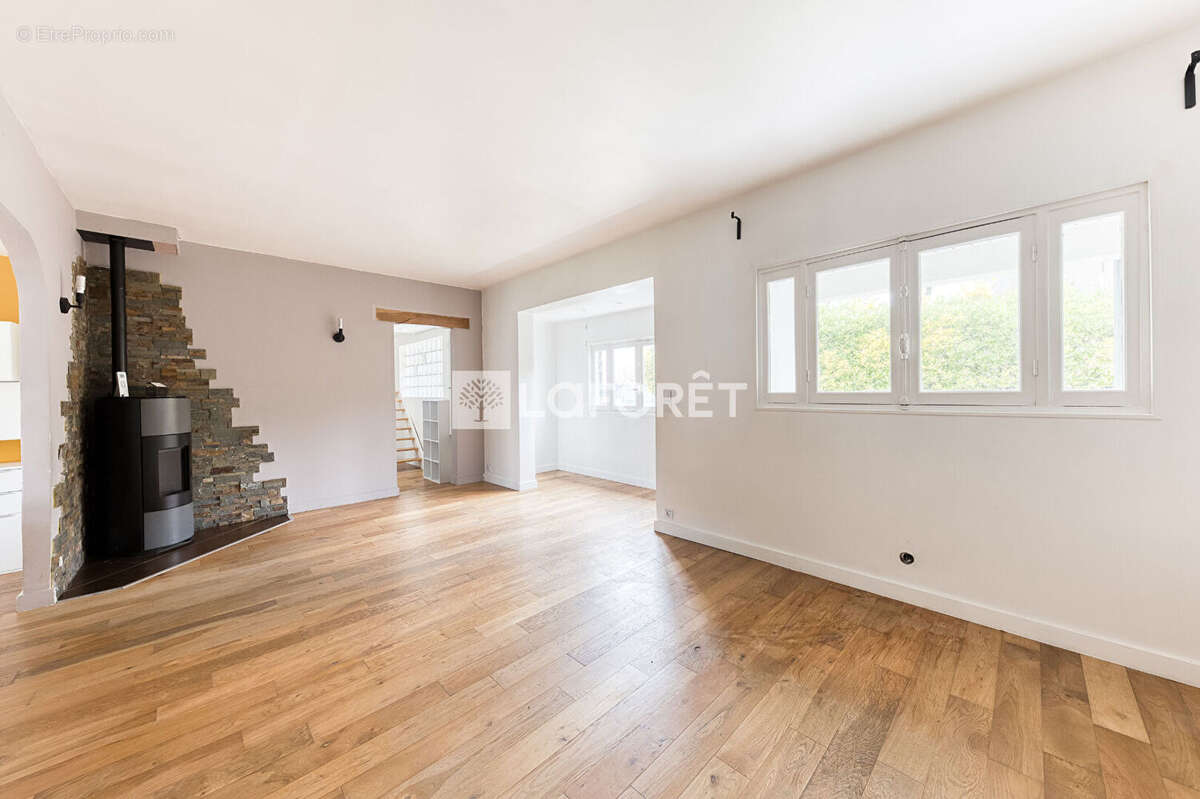 Maison à GRETZ-ARMAINVILLIERS