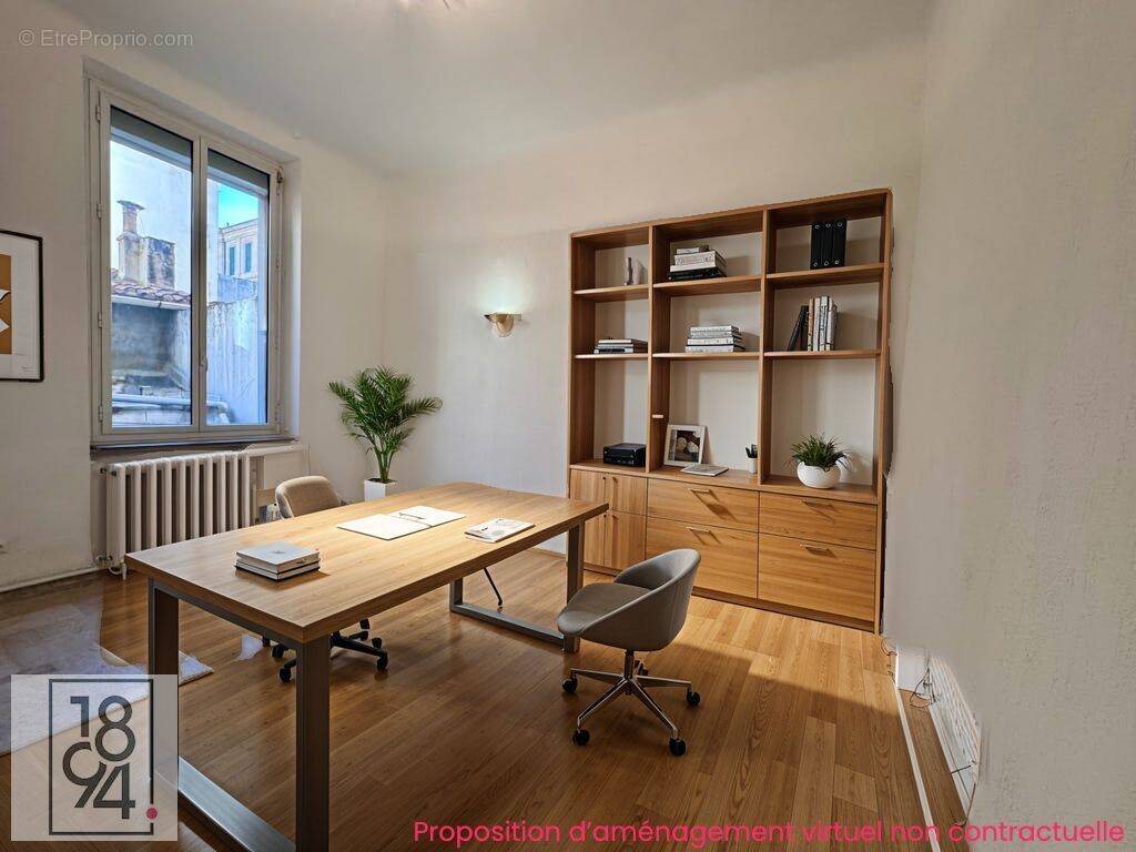 Appartement à MARSEILLE-6E