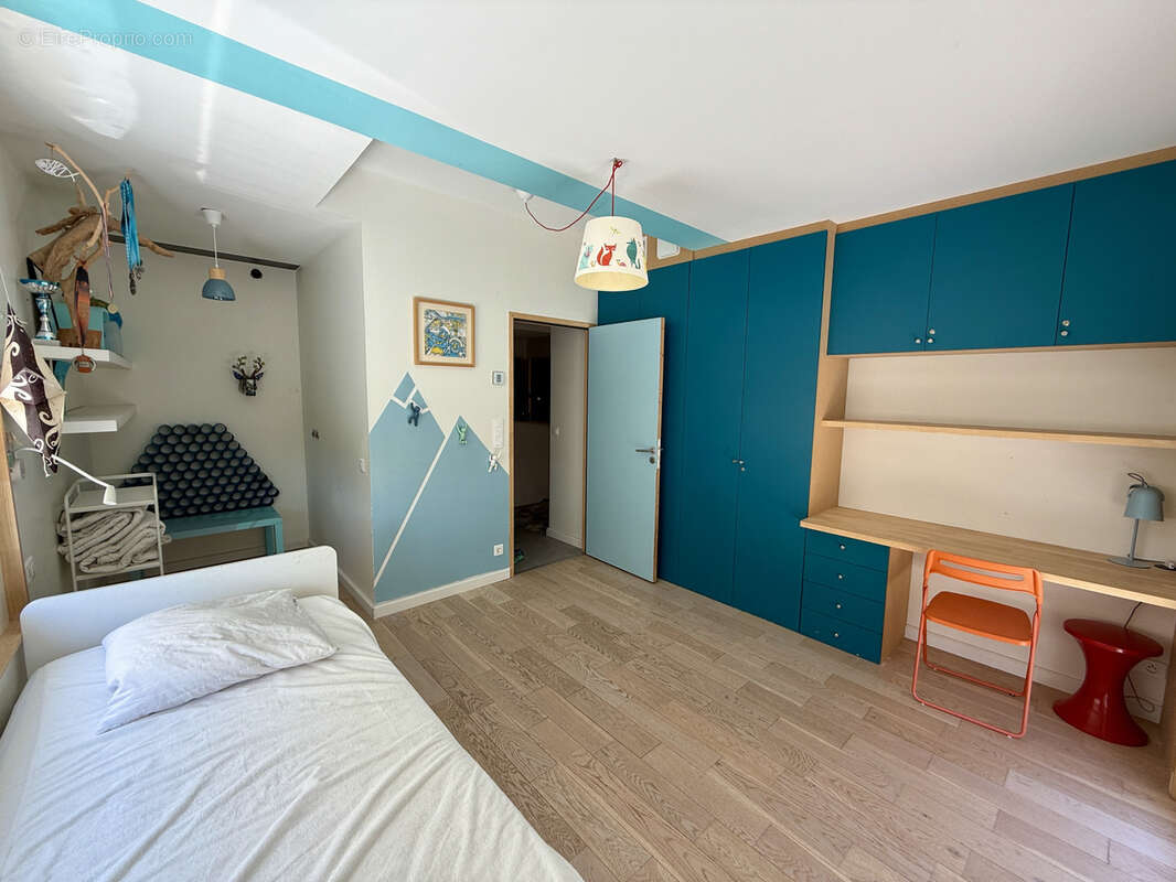 Duplex T5 de 120m2 vue mer + rooftop + studio 18m2 à Palavas-les-Flots (34250). - photo 7