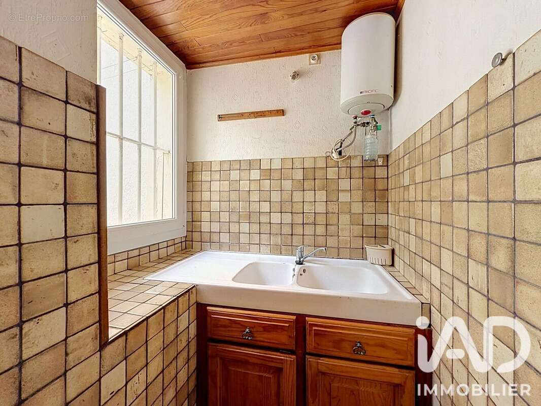 Maison 127 m² à Claix  - photo 9