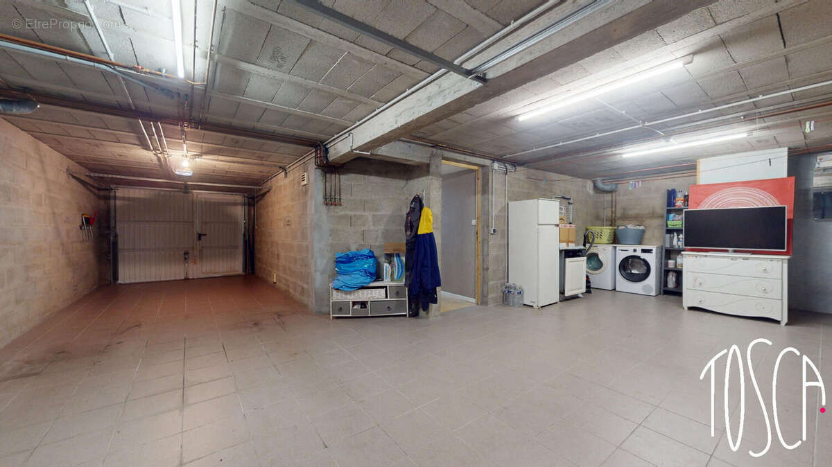 Maison à VIGNEUX-SUR-SEINE