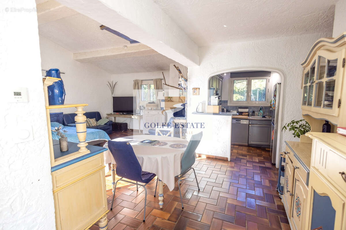 Maison à LA CROIX-VALMER