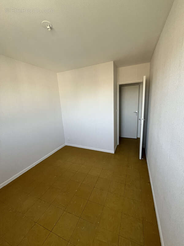 Appartement à PORT-DE-BOUC