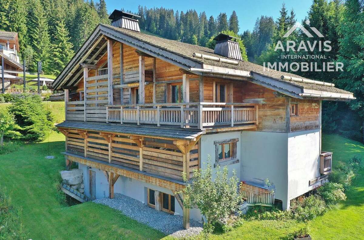 Maison à ARACHES-LA-FRASSE