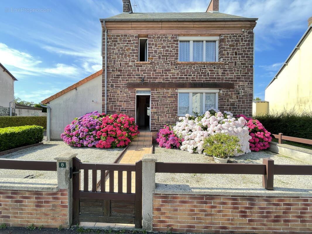 Maison à SAINT-GILLES