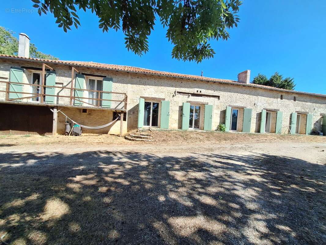 Grande maison de campagne avec maison d'amis - photo 22