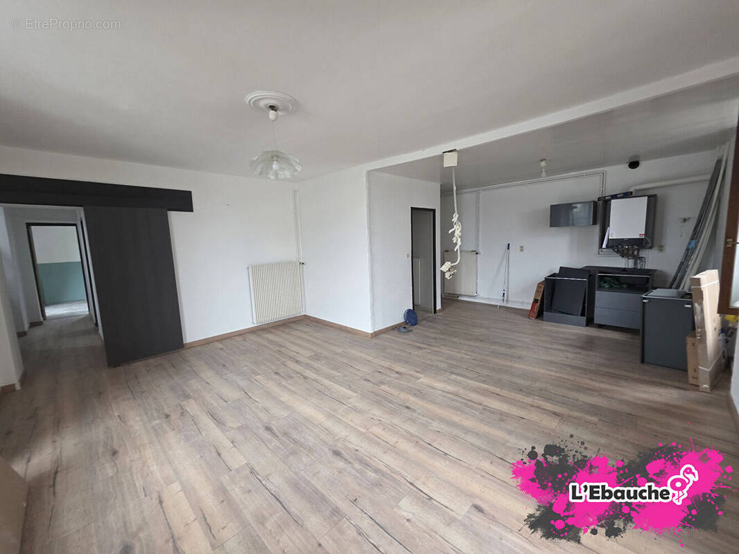 Appartement à LUXEUIL-LES-BAINS