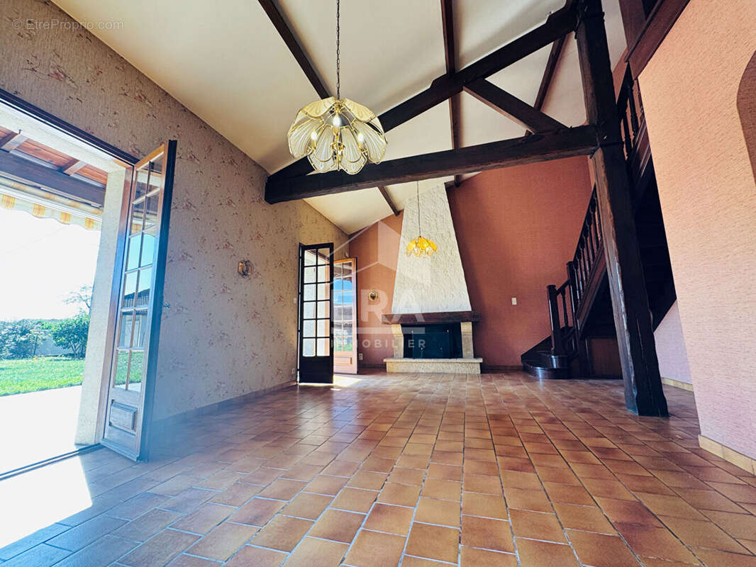 Maison à VIC-EN-BIGORRE