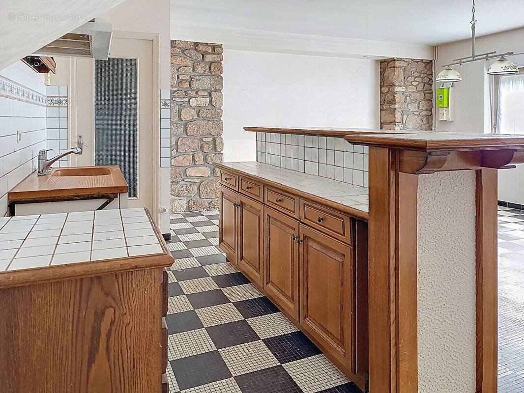 Maison à SAINT-BRICE-EN-COGLES