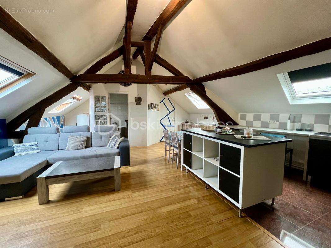 Appartement à PITHIVIERS
