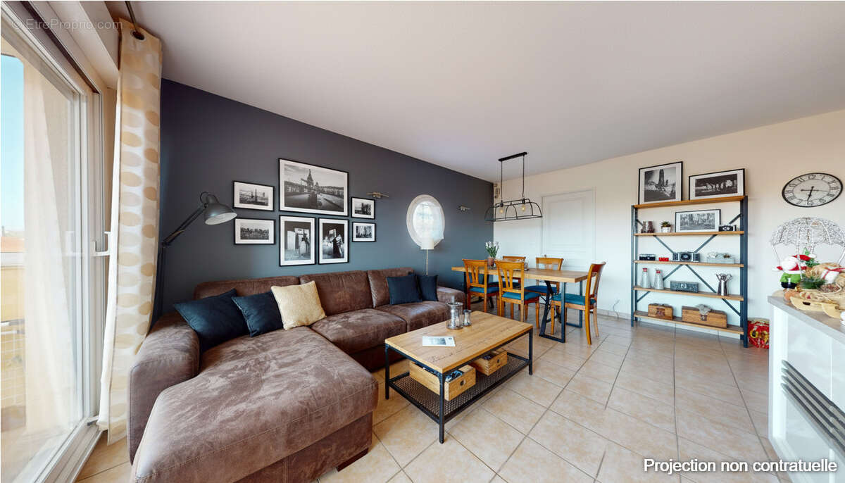 Appartement à FREJUS