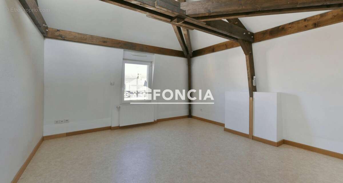Maison à CONNERRE