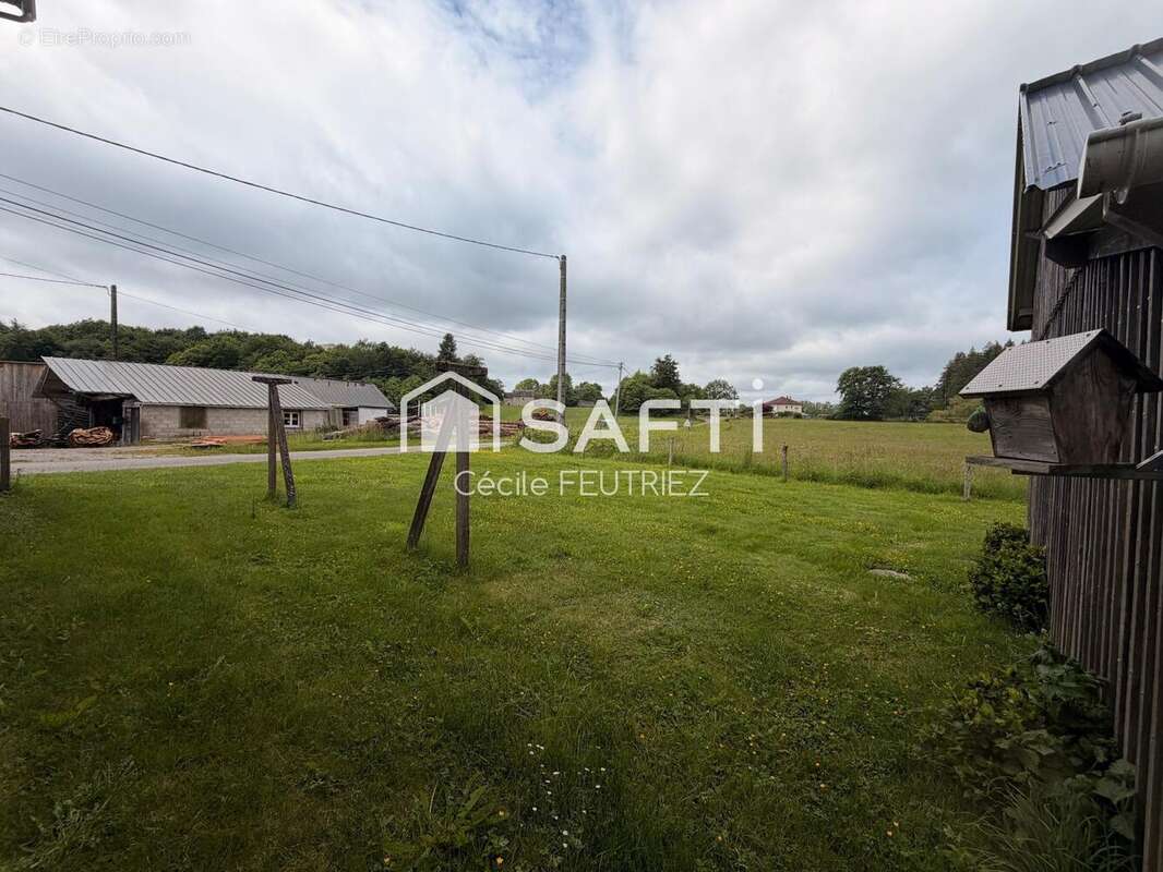 Maison 134 m² à Espagnac  - photo 6