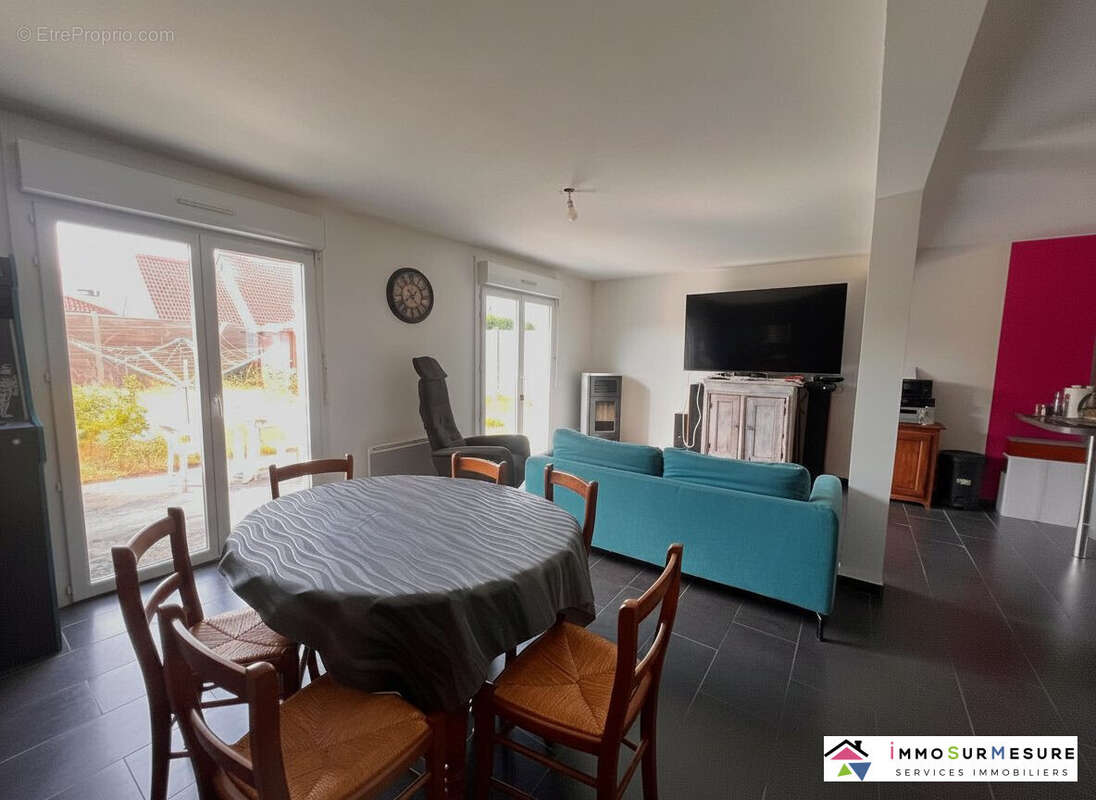 Maison à LONGUENESSE