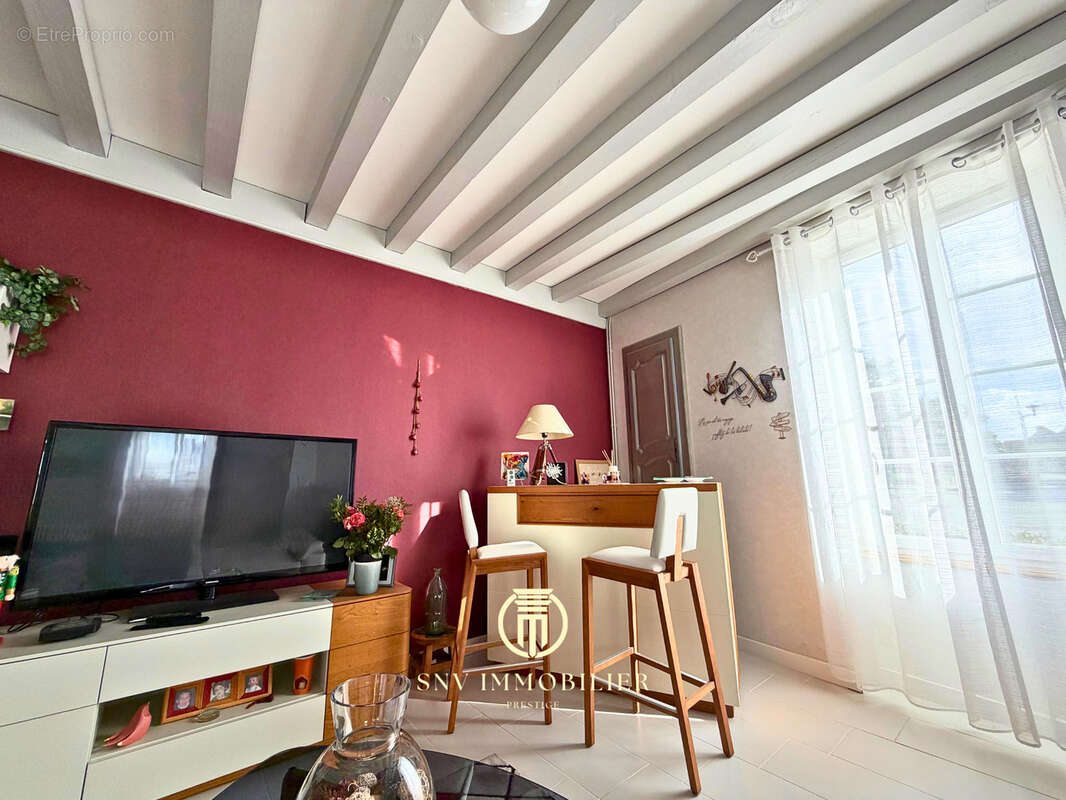 Maison à BROUT-VERNET