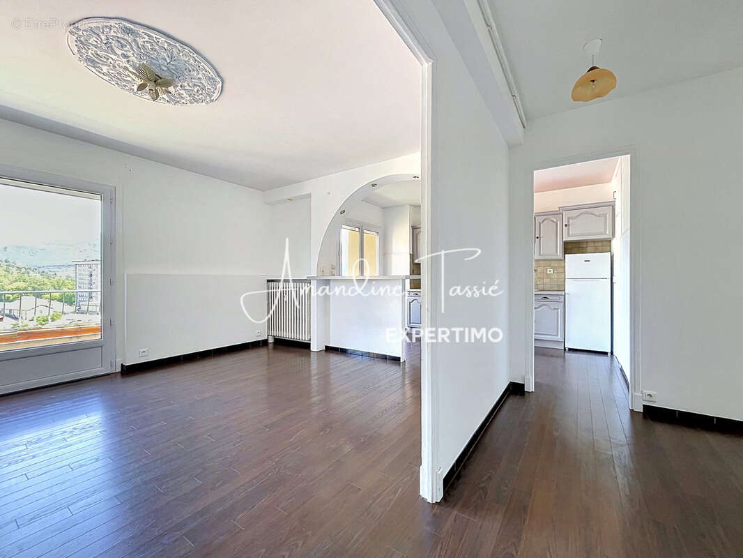 EXCLUSIVITÉ   Appartement vendu loué. T3 lumineux avec ascenseur et vue dégagée à Millau - photo 12