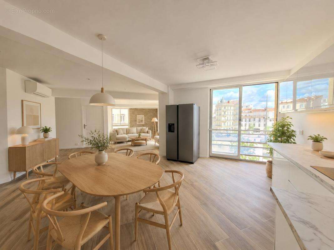 Appartement à MARSEILLE-6E