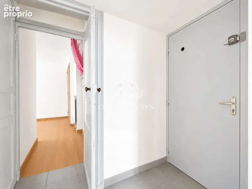 Appartement 40 m² à Vienne  - photo 8