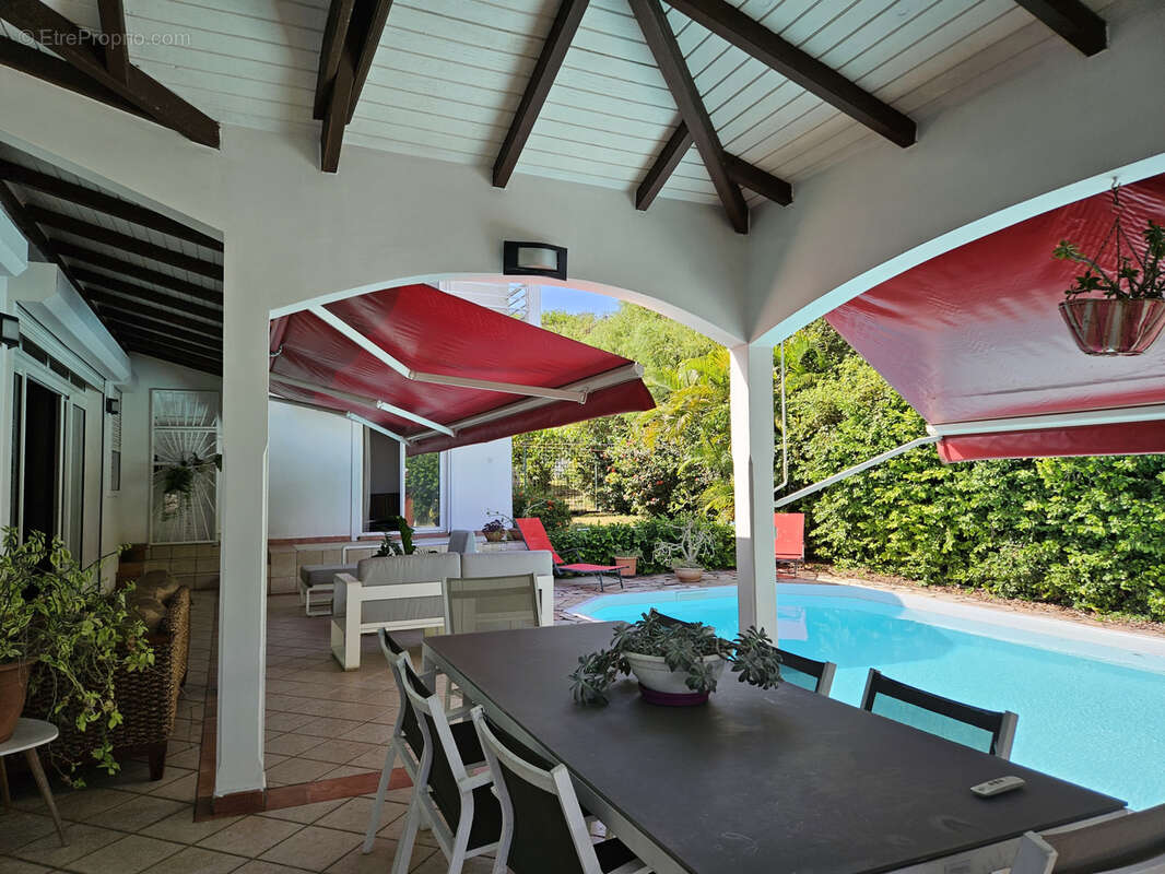 Maison à SAINT-FRANCOIS