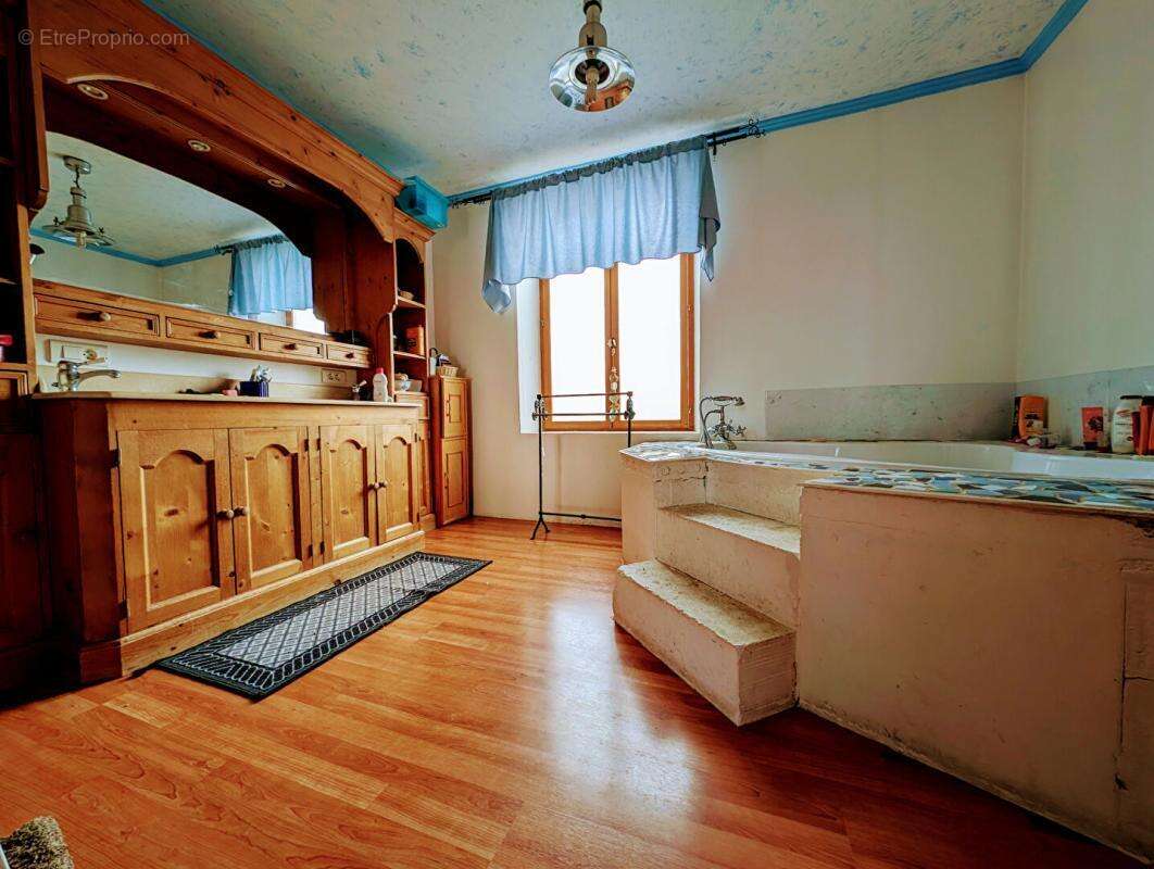 Maison à CREPY-EN-VALOIS