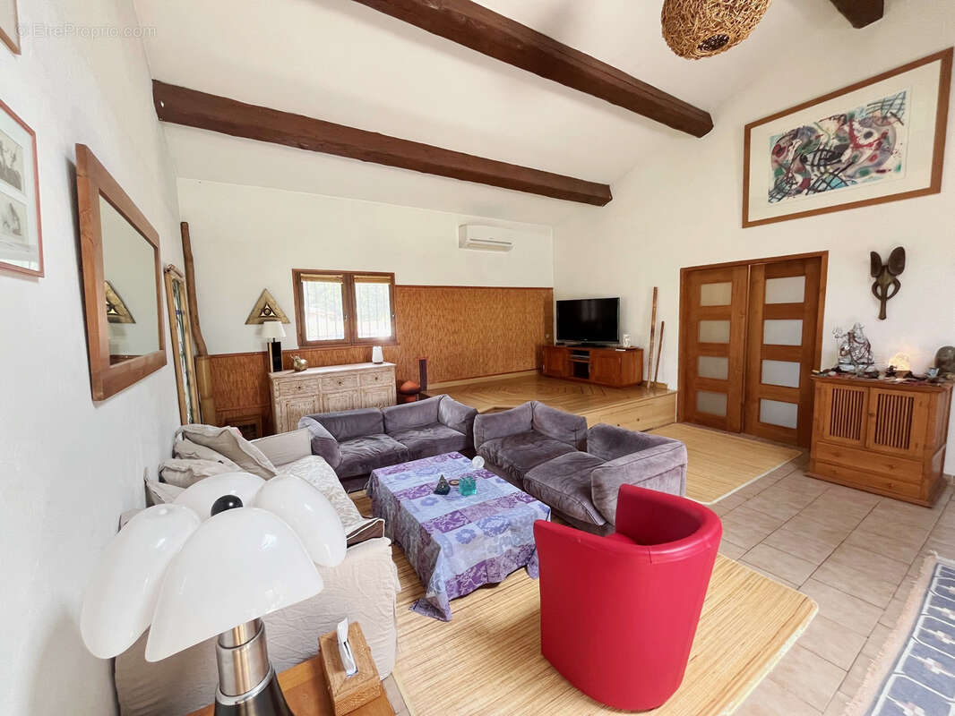 Maison à FAYENCE