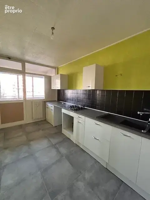 Appartement 84 m² à Villars  - photo 2