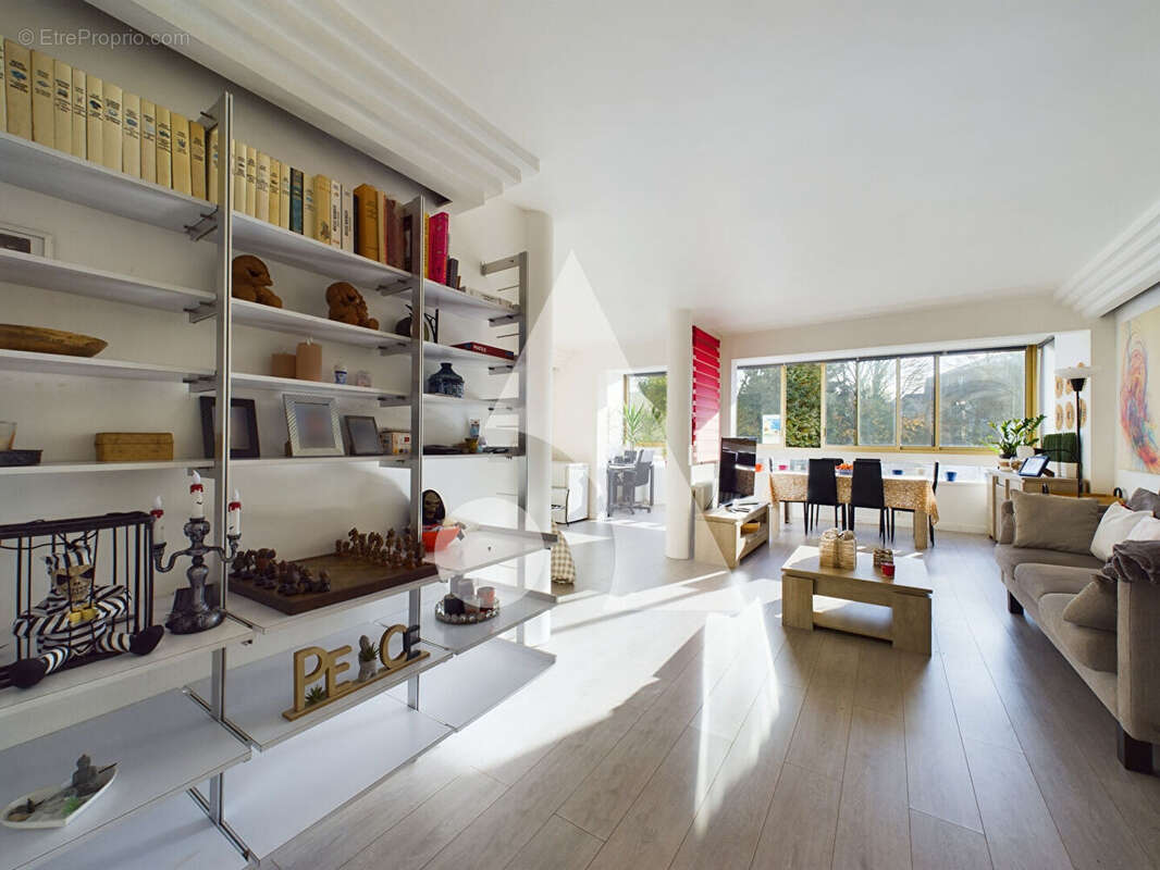 Appartement à SAINT-MAUR-DES-FOSSES