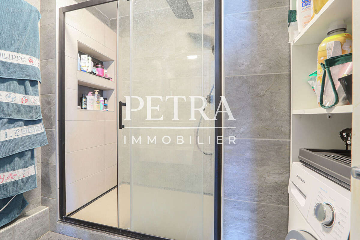 Appartement à FRESNES