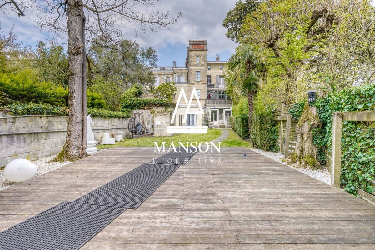 Appartement à BORDEAUX