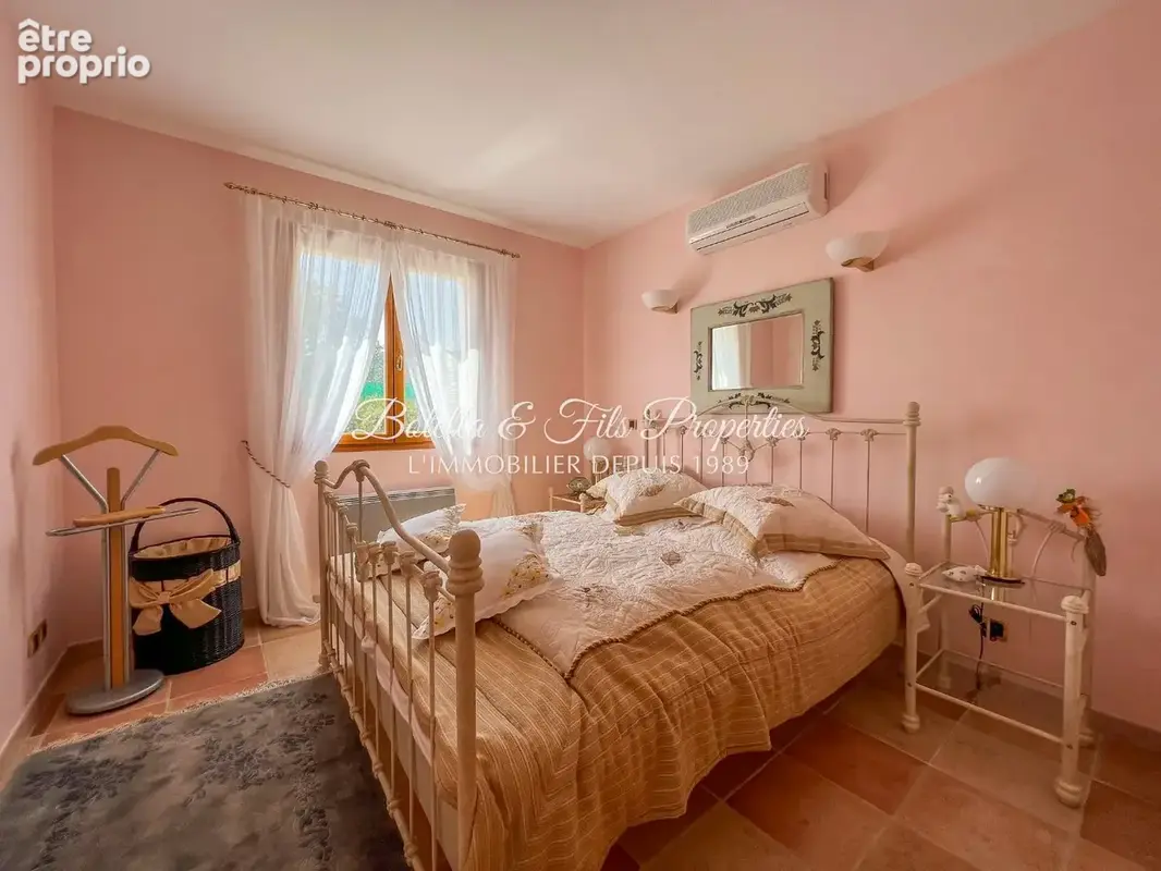 Maison 6 pièces 140 m² à vendre à Vallon-Pont-D'arc (07150) - photo 17