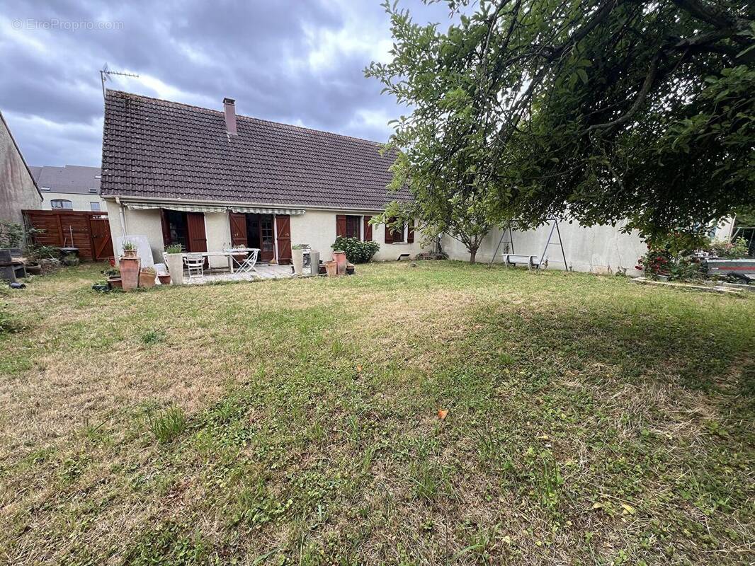 Maison à NANTEUIL-LES-MEAUX