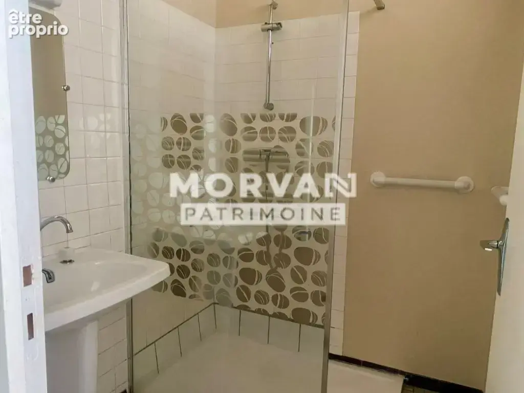 Maison de village coeur nivernais - toutes commodites 145 m2 sur 3 niveaux - cave et petit jardin - photo 4