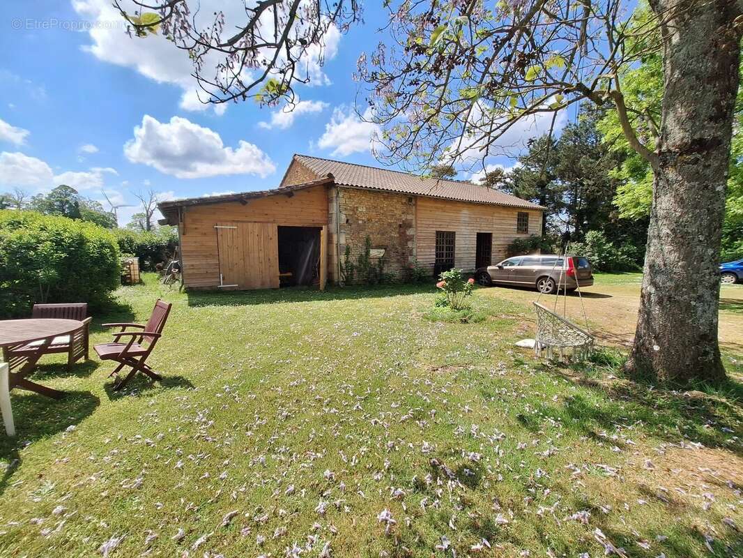 Grande maison de campagne avec maison d'amis - photo 2