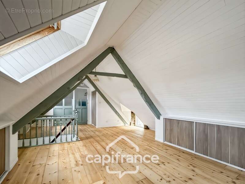 Longère en pierre rénovée – 7 600 m² de terrain – hangar de plus de 300 m² – kergrist, proche pontivy - photo 10